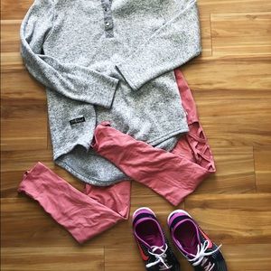 Soft pink side-slat leggings